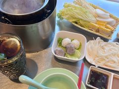 -潮界(LU·ONE凯德晶萃广场店)