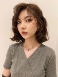 -BULB STUDIO 巴柏明星发型工作室