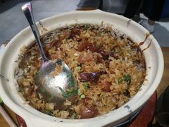 广东腊味煲仔饭-鼎记啫啫煲(数博万达店)