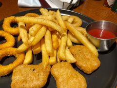 脆炸拼盘-摇滚披萨(长春街店)
