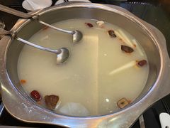 滋补汤底-小叫驴养生驴肉火锅(龙游店)
