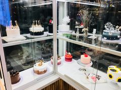 -焙丽拾光(麦凯乐直营店)