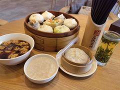 蟹黄包-花园茶楼(兴城西路店)