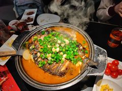 -辣尚瘾·烤鱼·新川菜(牡丹园直营店)