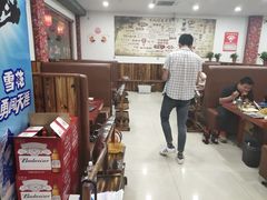 大堂-哈尔滨东北铁锅炖(都督街店)