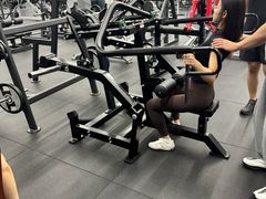 -VLines耀能运动24小时·月付制健身(京广桥店)