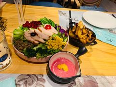 -麦甜创意轻食餐厅(西康路店)
