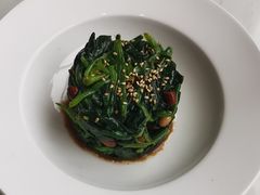-峨嵋小镇·川菜(勒泰中心店)