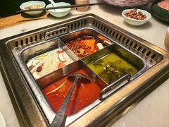 -巴渝瓦肆重庆鲜火锅(宝龙环湖店)