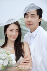 -现代经典婚纱摄影