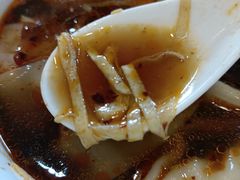红汤辣馄饨-锡笼记·无锡小笼(新明路店)