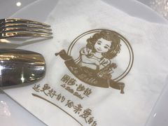 -丽莎沙拉轻食餐厅(国贸店)