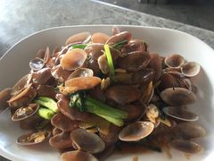 -四川小胡子海鲜(丁村万人海鲜广场店)