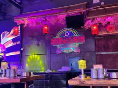 -喜鹊音乐酒馆(西街店)