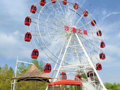 -亿利库布其七星湖沙漠生态旅游区