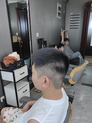 -藤野造型烫发染发