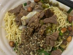 -阿阳牛腩腌面店