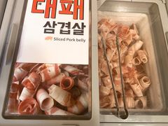 -江南猪肉商会无限续吃(弘大店)