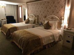 -荣誉国际酒店-云顶旋转餐厅