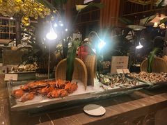 -南湖名都·景湖轩全日制餐厅·海鲜自助·东南亚风味·临湖而食