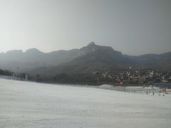 -济南卧虎山滑雪场