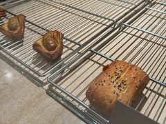 -VERIE BAKEHOUSE