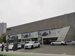 -成都华星名仕奥迪4S店(龙潭寺店)