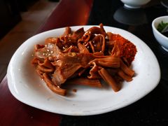 辣卤郡把-老来福·非遗酸汤兔(凯旋路店)