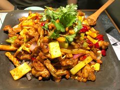 -炭舍干锅·烤鱼(扬名广场店)