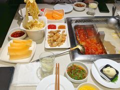 -海底捞火锅鲜切牛肉主题店(长寿路店)