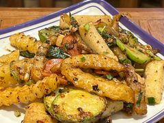 -云阿蛮云南生烫牛肉米线(奉贤路店)