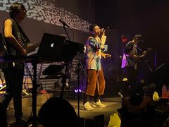 -KEZEE Music Live