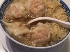 -新大咀港式茶餐厅(宝山万达店)