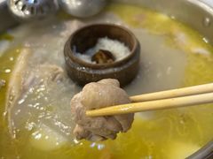 -朴小妹人参鸡汤火锅(长白山万达店)