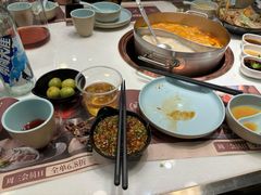 -洪氏嗨捞·猪肚鸡火锅(阳光天地店)
