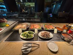 -大中华希尔顿酒店-念自助餐·嗨啤·小龙虾