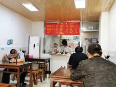 大堂-旺泉餐饮店·清真牛肉面馆