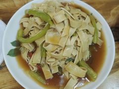 -老码头海鲜烧烤炒菜(广西路店)