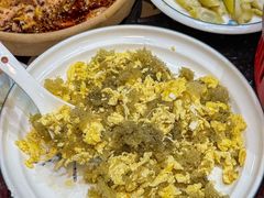 -土砂锅生态山庄·非遗砂锅雅鱼