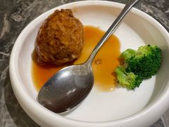 蛋黄狮子头-前海沿·海鲜水饺青岛菜(乐客城店)