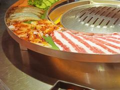 四味五花肉-哈哈碳都·牛肋条无限自助烤肉(台江万达店)