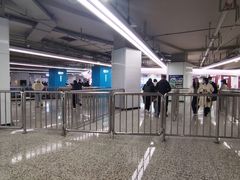 -东方体育中心(地铁站)