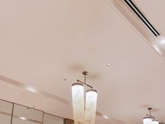 -香港百合居(LCM置汇旭辉广场店)