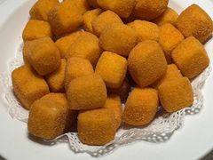 -肥仔文澳门猪骨煲(南京西路店)