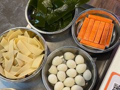 鹌鹑蛋-憨铁匠老火锅(龙岗万科里店)