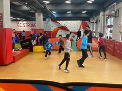 -悦动体能篮球羽毛球网球(三里河店)