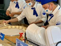 -李与白包子铺(桐梓林店)