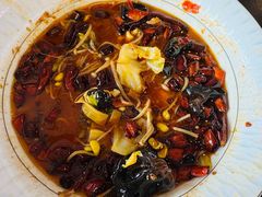 -巧婆婆特色东北菜·铁锅炖