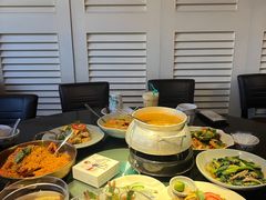 -大头虾越式风味餐厅(光明广场店)