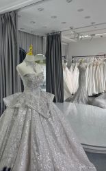 -LOVE SHINE婚纱·红鼎庄龙凤褂·妈妈装定制